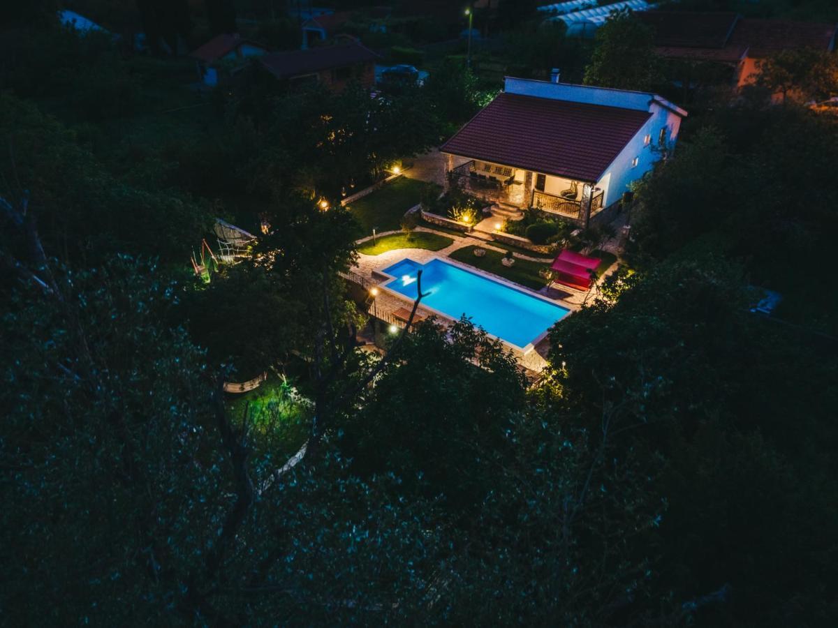 Villa Gana Buna Luaran gambar